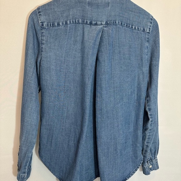 LOFT Tops - Ann Taylor Loft Womens Petite SP Shirt Blouse Top Chambray Denim Lightweight